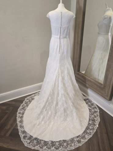 White Rose R990 Wedding Dress with cap sleeves