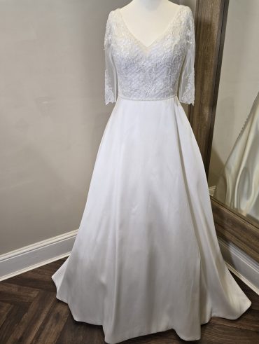 Phoenix Gowns PH9009 Wedding Dress