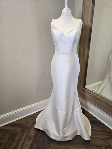 Phoenix Ph0079 Wedding Dress