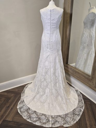 Stacees lace and button detail wedding dress