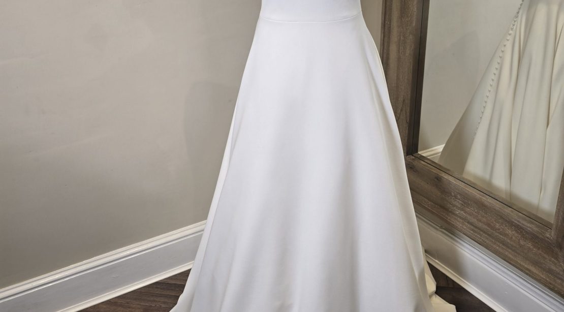 Simple Elegant Designer Wedding Dress