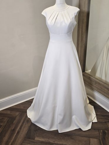 Simple Elegant Designer Wedding Dress