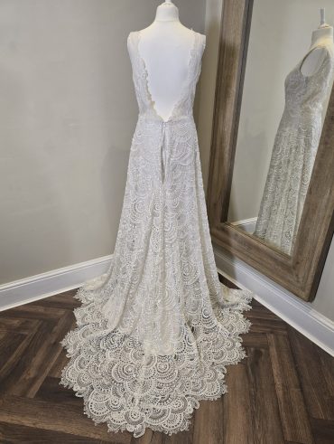 White Rose Low Back Lace Wedding Dress