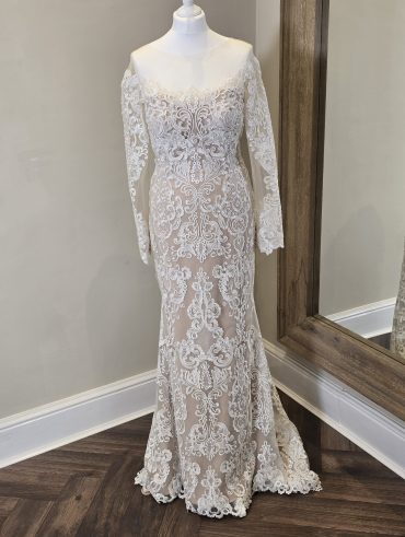Mary's MB3031 Long Sleeve Wedding Dress