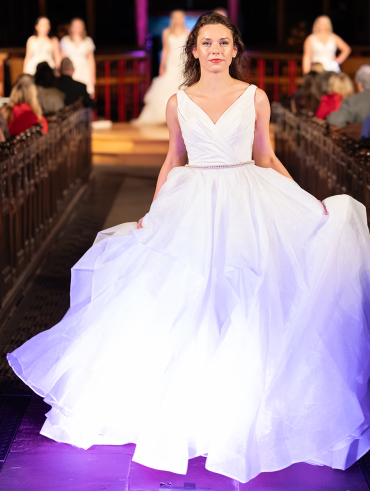 Designer Wedding Gowns for under £700