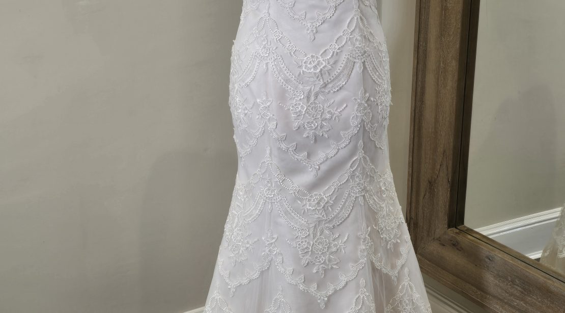 British Bridal WD086 Wedding Dress